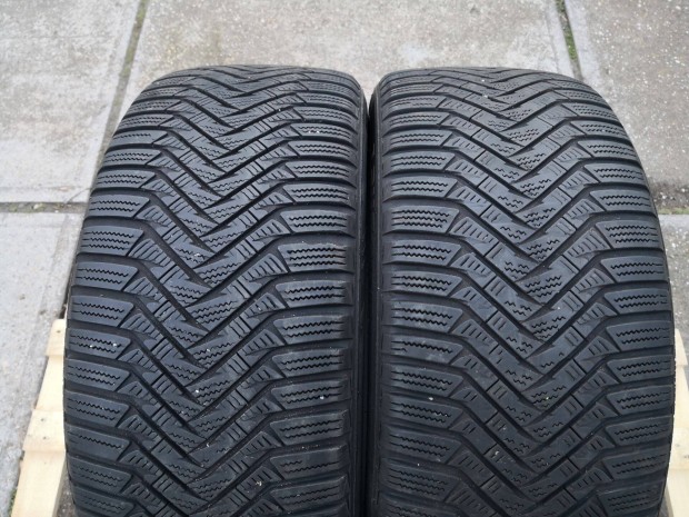 235/45R18 Laufen téli gumi pár