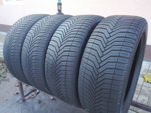 235/45R18 Michelin ngyvszakos gumi garnitra 235/45 r18