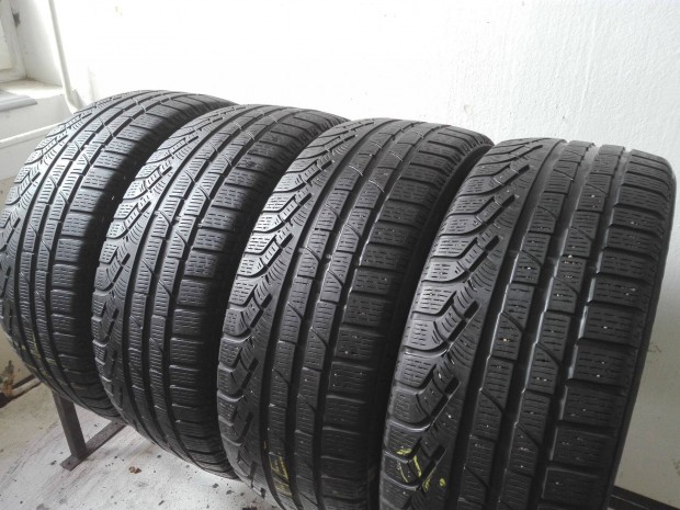 235/45R18 Pirelli téli gumi garnitúra 235/45 r18