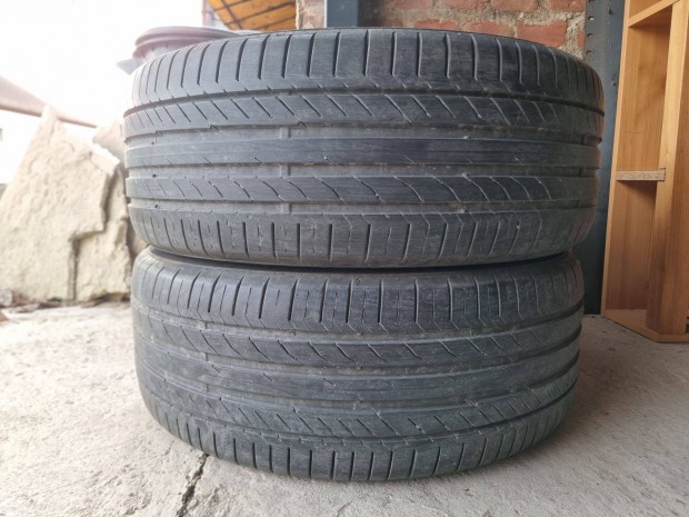 235/45R19 Continental 2db nagyon jó állapotban olcsón eladó!