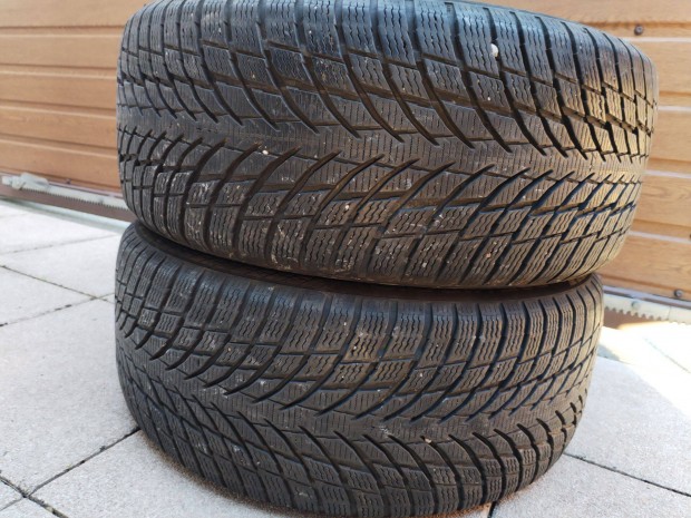 235 45 18 nokian 235/45 R 18 téli gumi 2 db