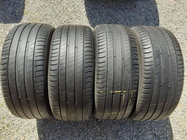 235/45 R17 nyri gumi 4db Michelin DOT2018