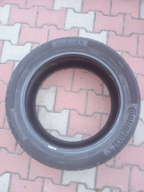 235/45 R18 Continental Eco contact 6