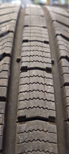 235/45 R18 Continental téli gumi