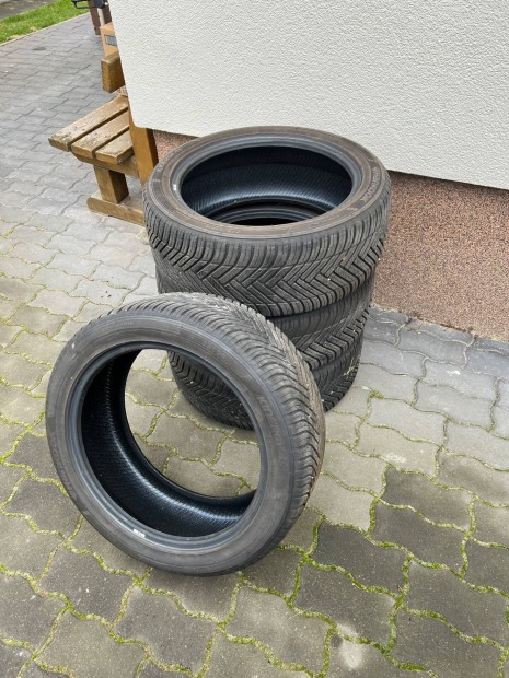 235/45 R18 Hankook ngyvszakos szinte j