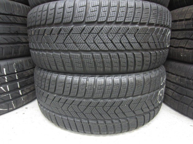 235/45 R18 Pirelli Sottozero3 94V