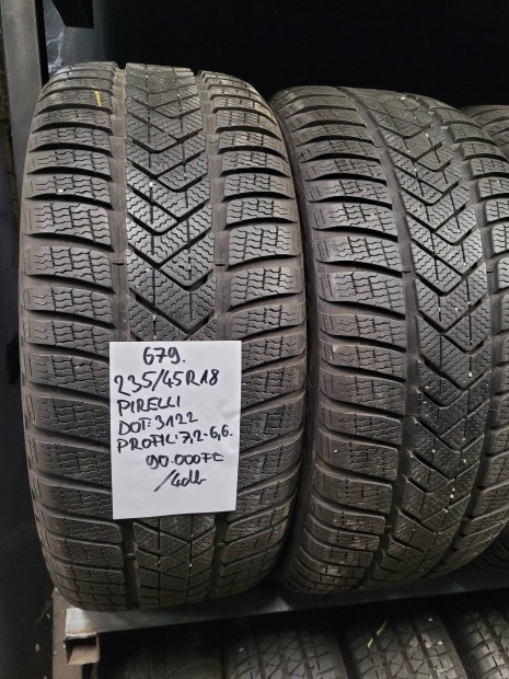 235/45 R18 Pirelli tli gumik