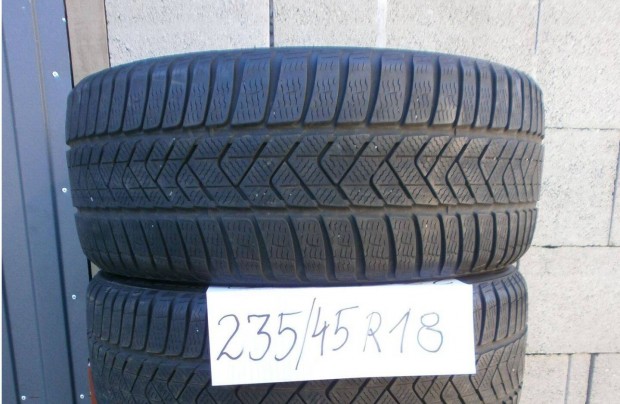 235/45 R18 Pirelli tligumi 4 db