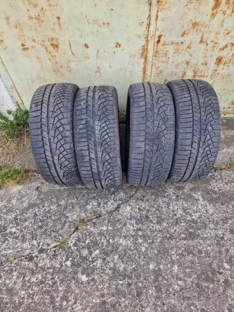 235/45 R18 Sailun tli gumik 4db