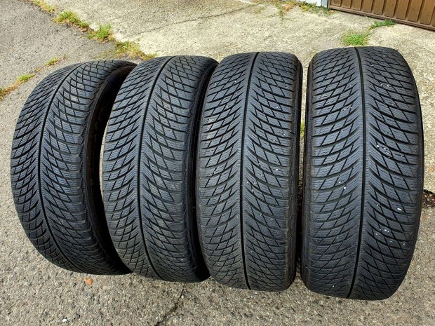 235/45 R19 99V XL - Michelin Pilot Alpin 5