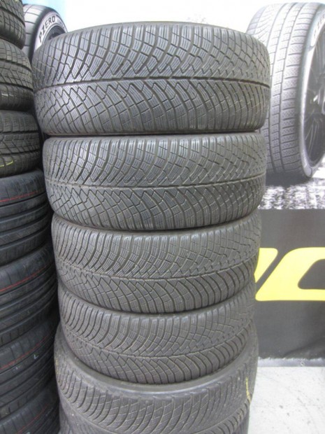 235/45 R20 Pirelli Pzero Winter2 100W