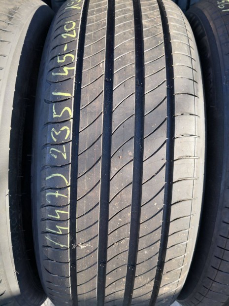 235/45 R20 Új!! Michelin nyári gumi 195000ft a 4db /447/