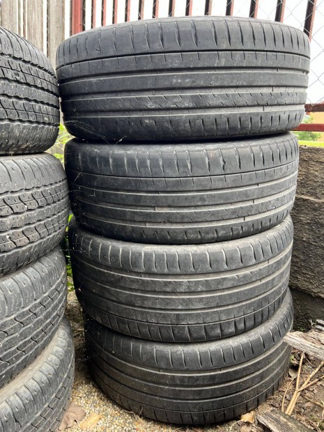 235/45 R20 és 255/40 R20 michelin 4db nyári gumi