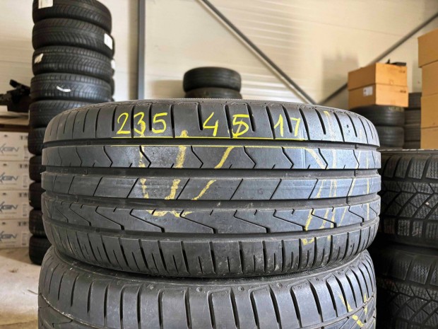 235/45 r17 Hankook nyárigumi 4db eladó 235/45r17 garnitúra