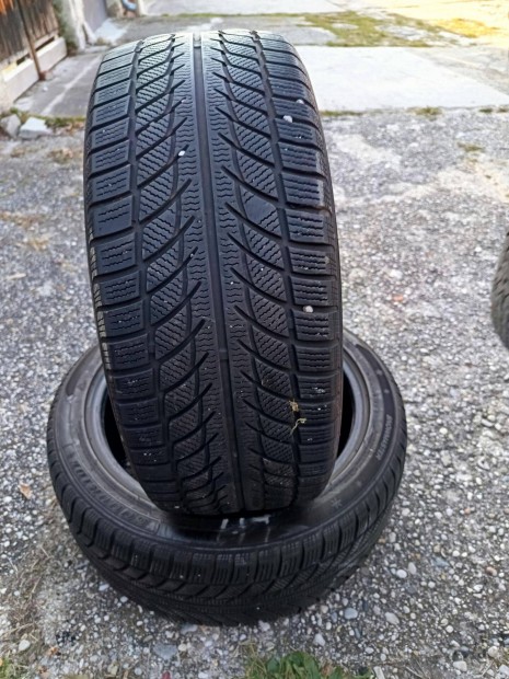 235/45 r18 4éves 80%os 2db Goodride téli gumi eladó