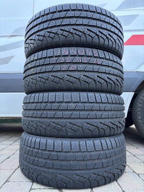 235/45 r18  235/45r18  Pirelli tli gumi