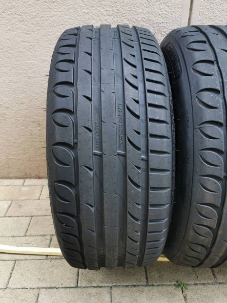 235/45 r18 nyárigumi