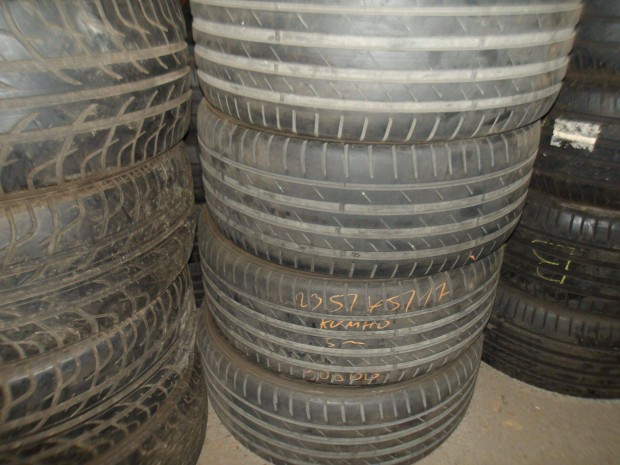 235/45r17 Kumho nyári gumi ajándék szereléssel