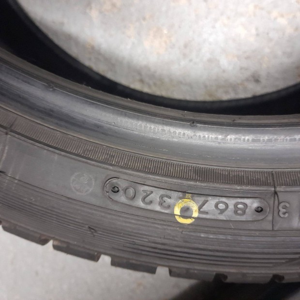 235/45r20 Téli gumi újszerű 8mm