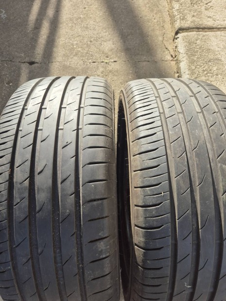 235/50R18 Toyo