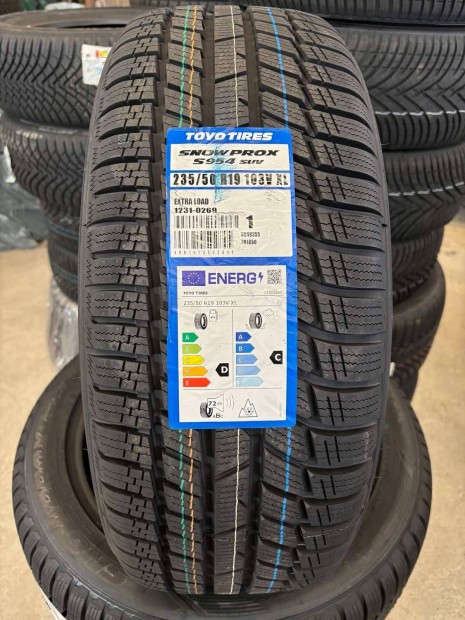 235/50R19 235 /50 R19 j Toyo tli gumi R/db Dot24