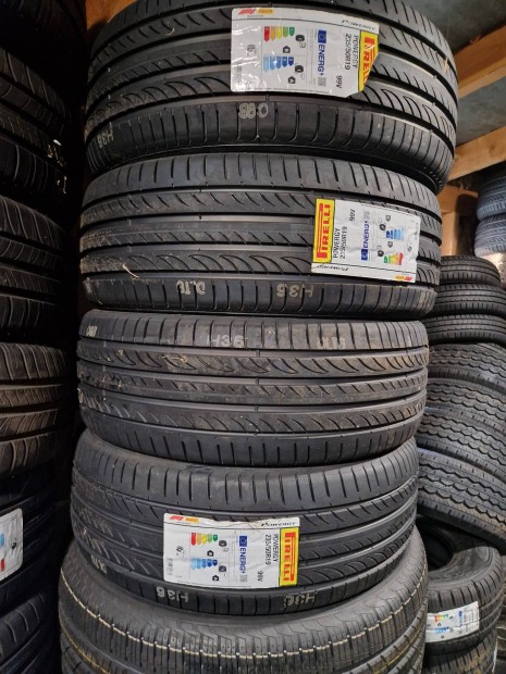 235/50R19 Pirelli 4db j nyari garnitra