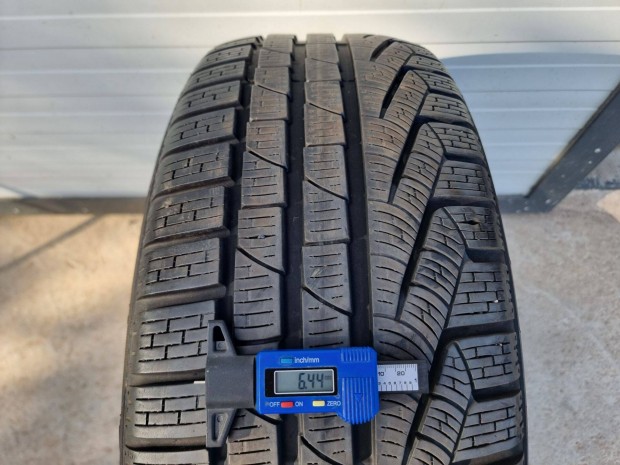 235/50R19 Pirelli tli gumi 2db nagyon j llapotban elad!