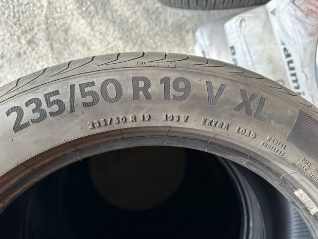 235/50 R19 continentl nyri szett 