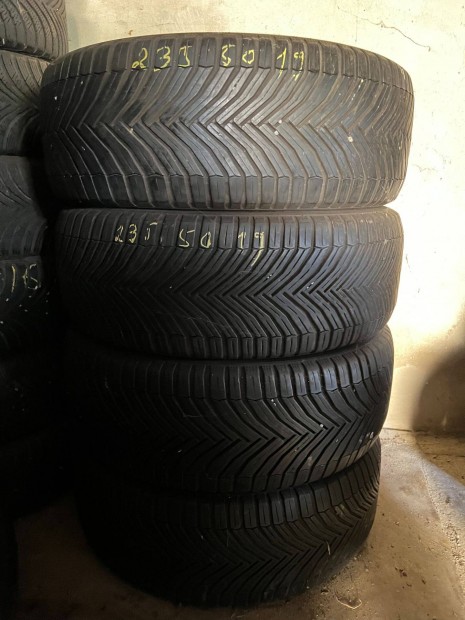 235/50 R19 michelin 4db tli gumi