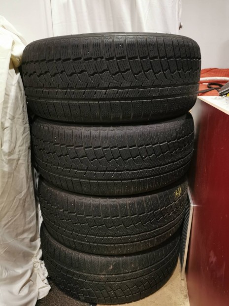 235/50r17 t�ligumi 