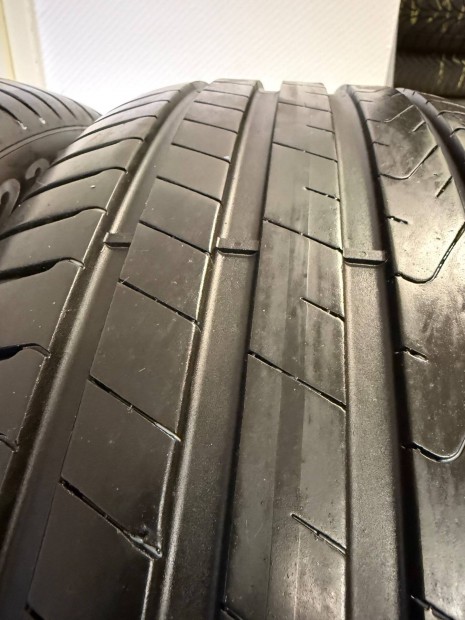 235/50r19 es 215/60r17 nyári gumi 2-2db felszereléssel is. 235/50 r19