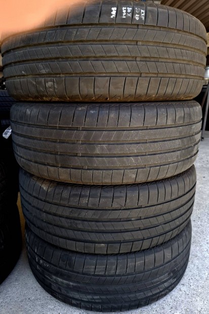 235/50r20 Bridgestone