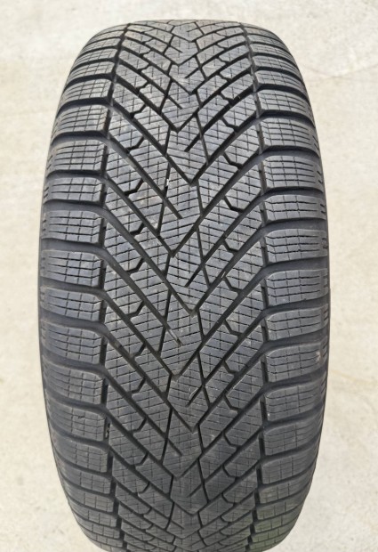 235/55R17 Pirelli Cinturato Winter 2 XL tli gumi dot23 235/55 R17 