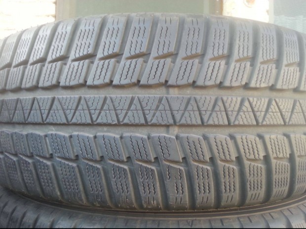235/55R18 Falken használt téli gumi garnitúra