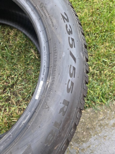 235/55R18 tli 2+2 db