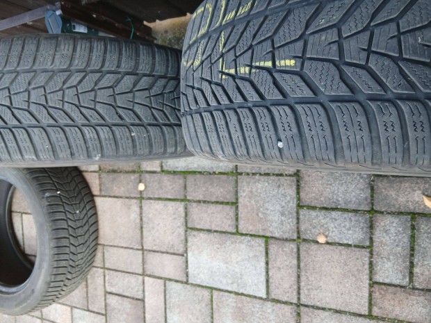 235/55 R17 Hankook tligumi elad