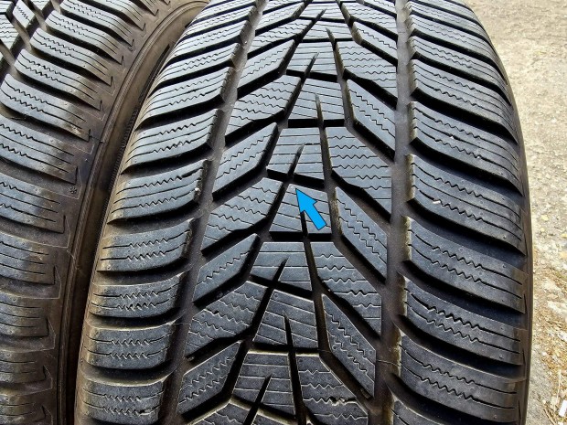 235/55 R18 100H - Hankook Wintericept Evo3 X