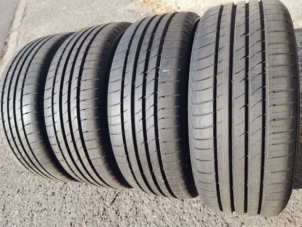 235/55 R18 - Kumho Crugen nyri gumi