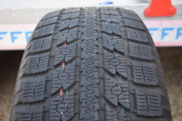 235/55 R19 Toyo Observe tli DOT:2712 6,5mm 4db