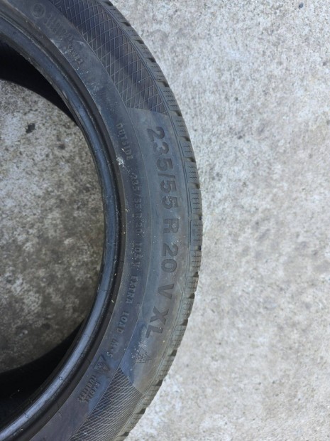 235/55 R20 Continental Wintercontact