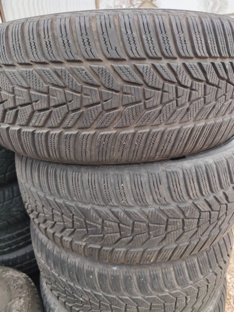 235/55 r17 Hankook tligumi 