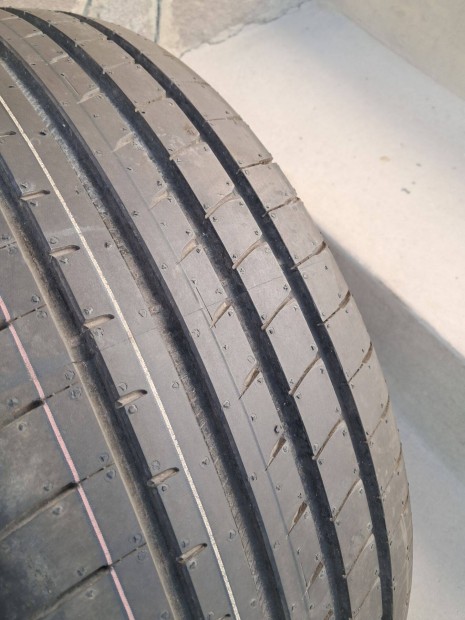 235/55 r18 Goodyear eagle nyári gumi Garnitúra