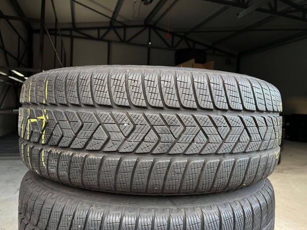 235/55 r19 Pirelli tligumi 4db elad 235/55r19 garnitra