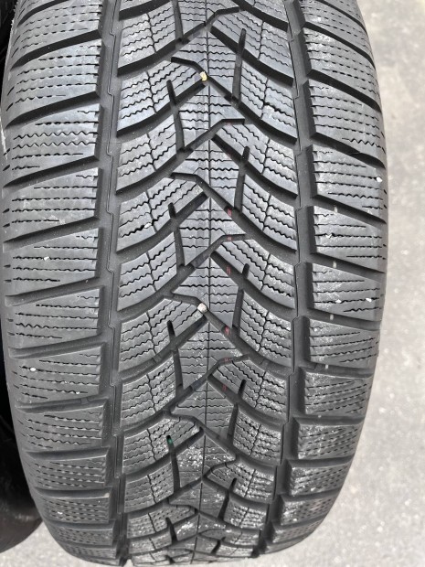 235/55r17 Dunlop tli gumi