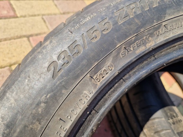 235/55r17 Kumho 2db nyarigumi 2020