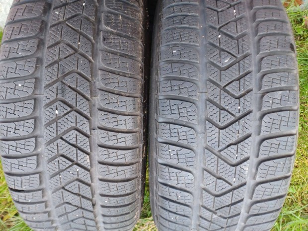 235/55r17 tli Pirelli 2db