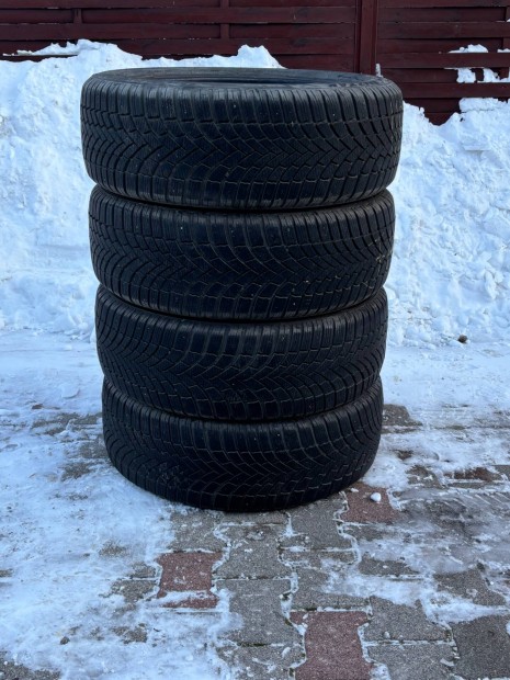 235/55r19 Bridgestone lm005