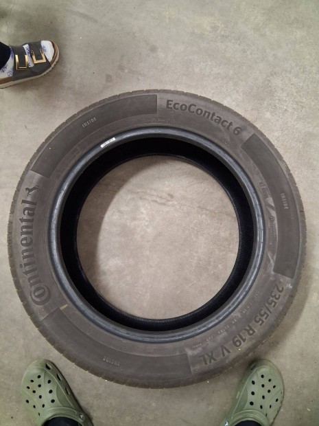 235/55r19 V XL Gumiabroncs