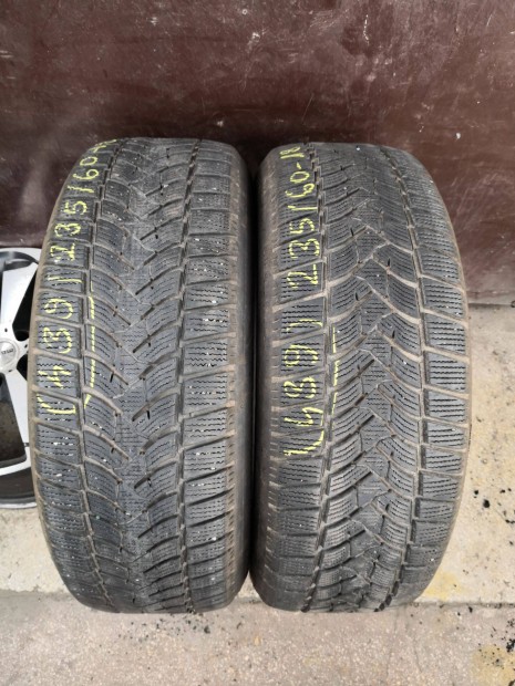 235/60 R18 Dunlop téli gumi 12000ft a 2db /439/