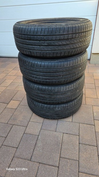 235/60 R18 Pirelli Scorpion Nyri gumi garnitra